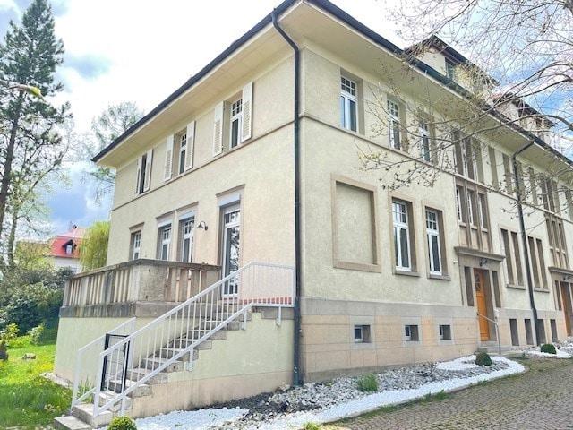 Idyllische Drei-Raum-Wohnung im Grünen - Foto 5