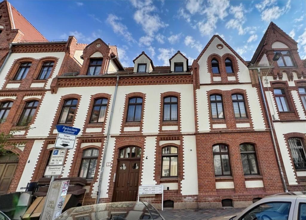 Helle Erdgeschosswohnung innerhalb eines schönen Altbaus in Zwickau - Photo 3