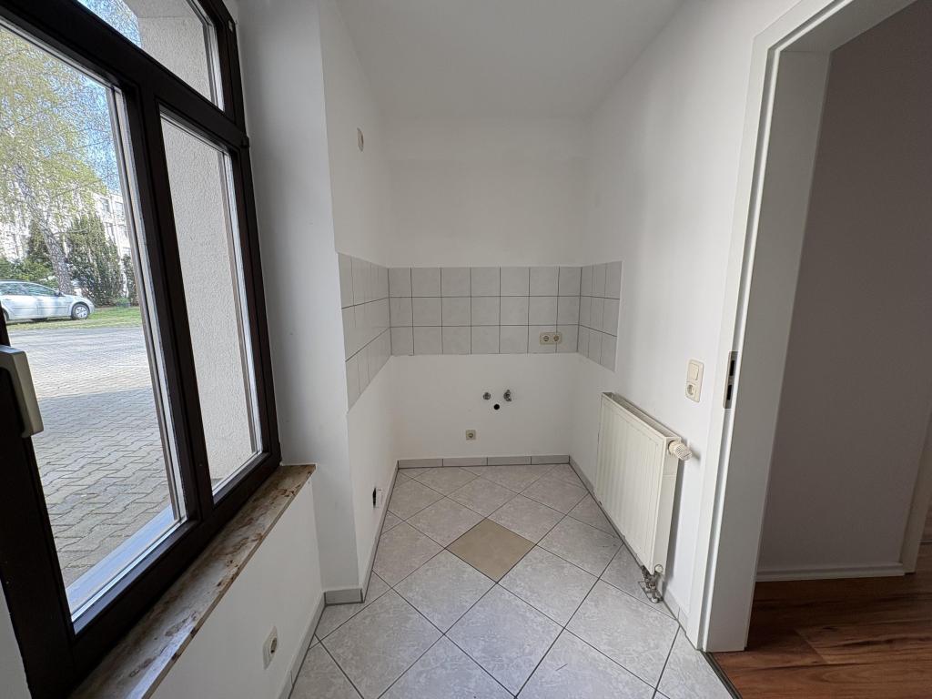 Helle Erdgeschosswohnung innerhalb eines schönen Altbaus in Zwickau - Photo 1