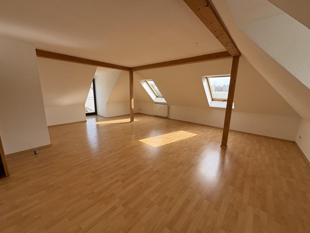 Helle 3-Raum-Wohnung mit schönem Balkon in Zwickau - Photo 5