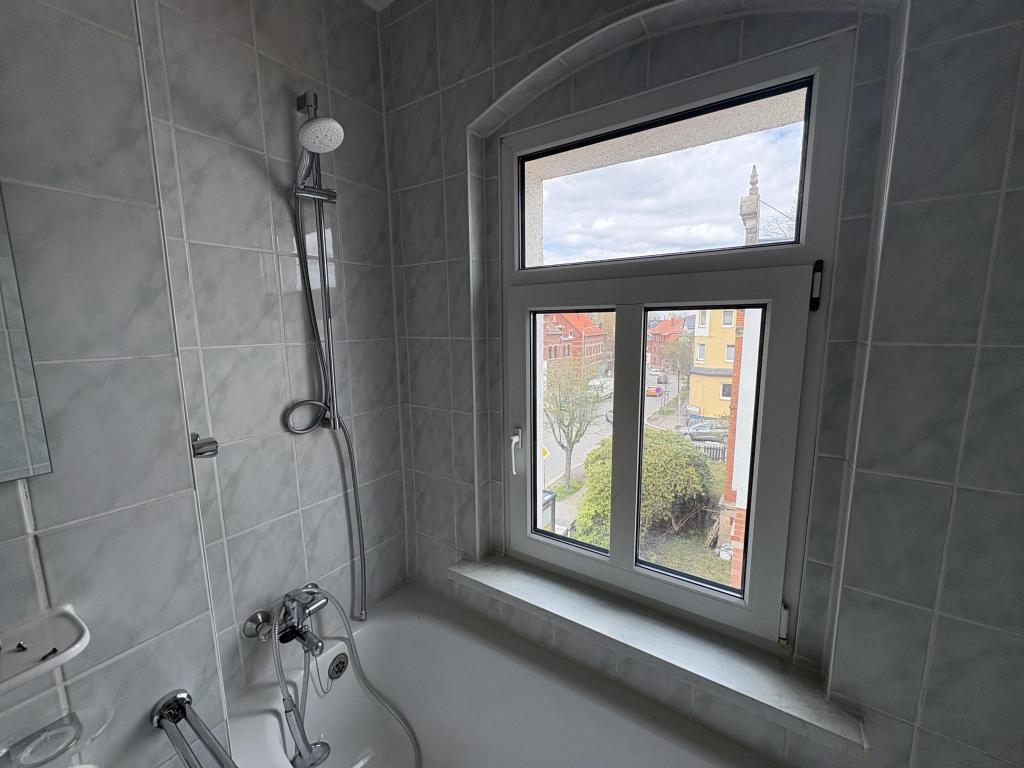 Gemütliche 3-Raum-Wohnung mit Tageslichtbad - Photo 2