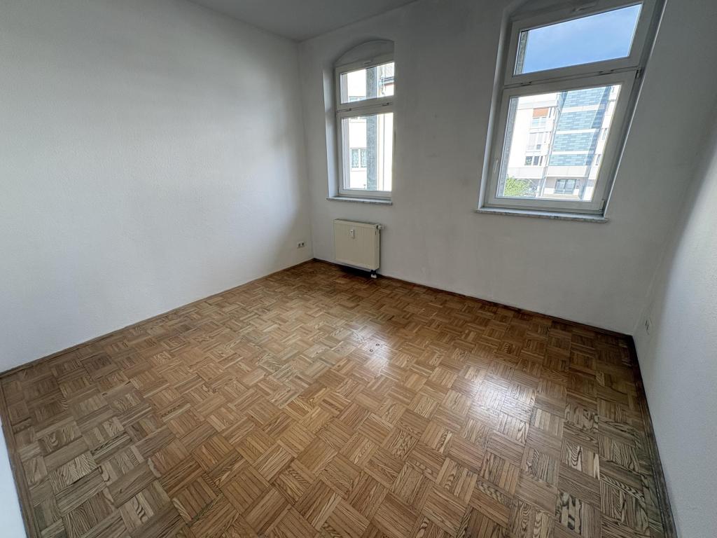 Helle Zwei-Raum-Wohnung mit Balkon in Zwickau - Foto 1