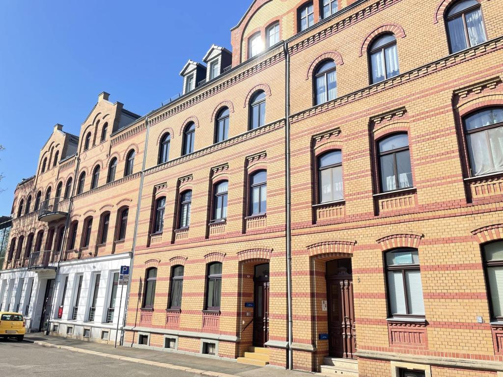 Zentral gelegene Dachgeschosswohnung mit Einbauküche in Zwickau - Foto 5