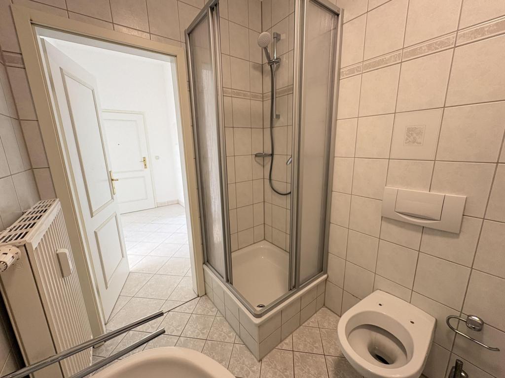 Charmante Drei-Raum-Wohnung mit Terrasse in Zwickau - Photo 5