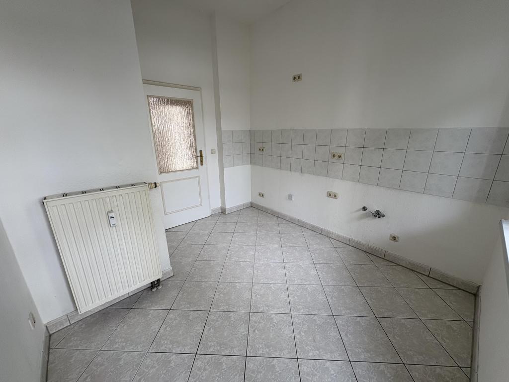 Charmante Drei-Raum-Wohnung mit Terrasse in Zwickau - Photo 3