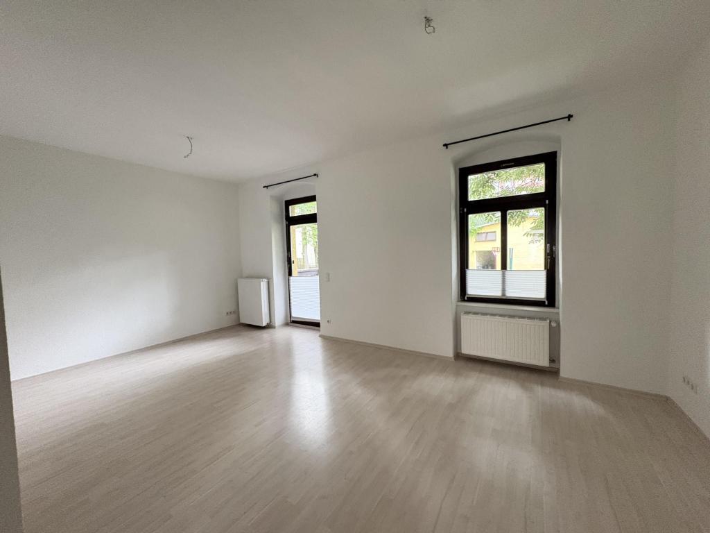 Helle Drei-Raum-Wohnung mit modernem Badezimmer - Foto 2
