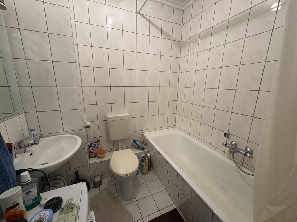 Ein-Raum-Wohnung mit Einbauküche und Hochbett in Zwickau - Photo 5