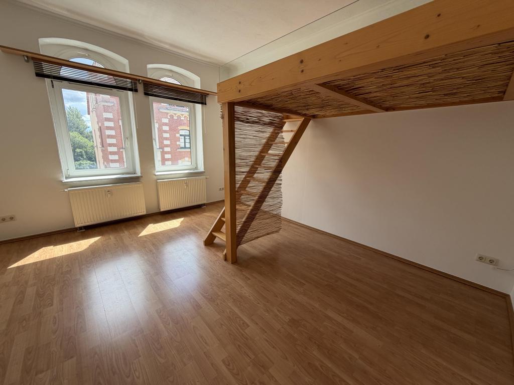 Ein-Raum-Wohnung mit Einbauküche und Hochbett in Zwickau - Foto 1
