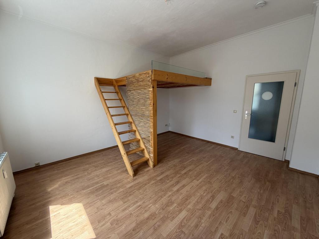 Ein-Raum-Wohnung mit Einbauküche und Hochbett in Zwickau - Foto 3