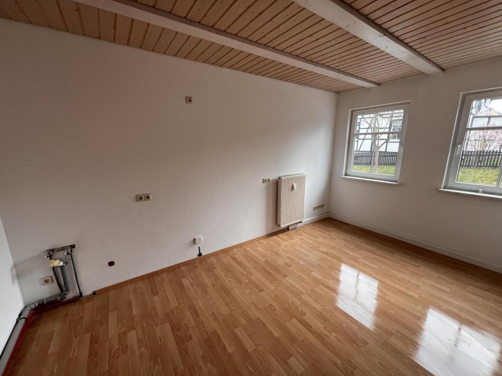 Zwei-Raum-Wohnung in ruhiger Siedlungslage mit eigenem Garten - Photo 3