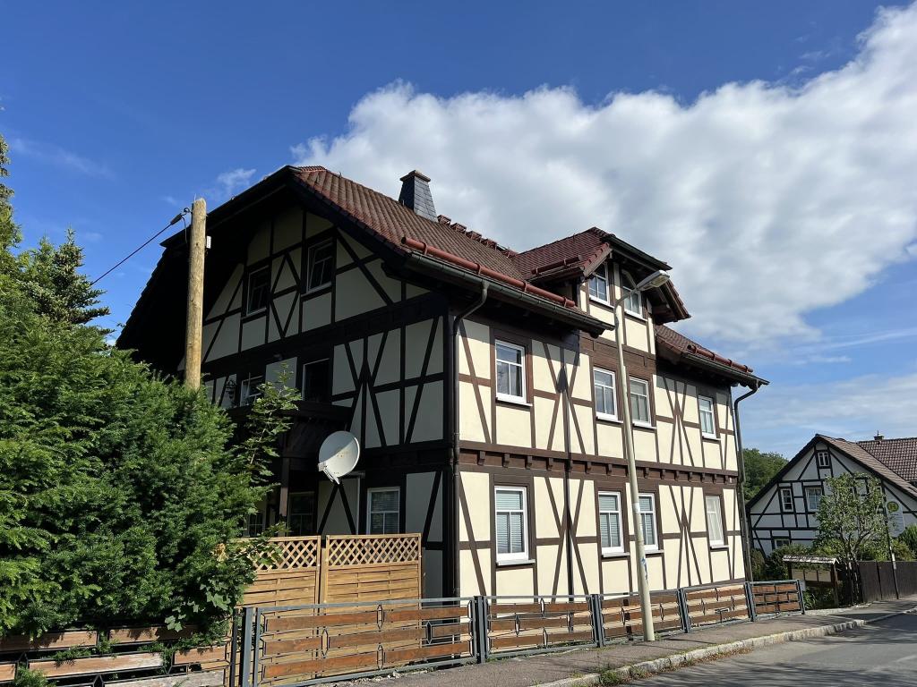 Zwei-Raum-Wohnung in ruhiger Siedlungslage mit eigenem Garten - Photo 2