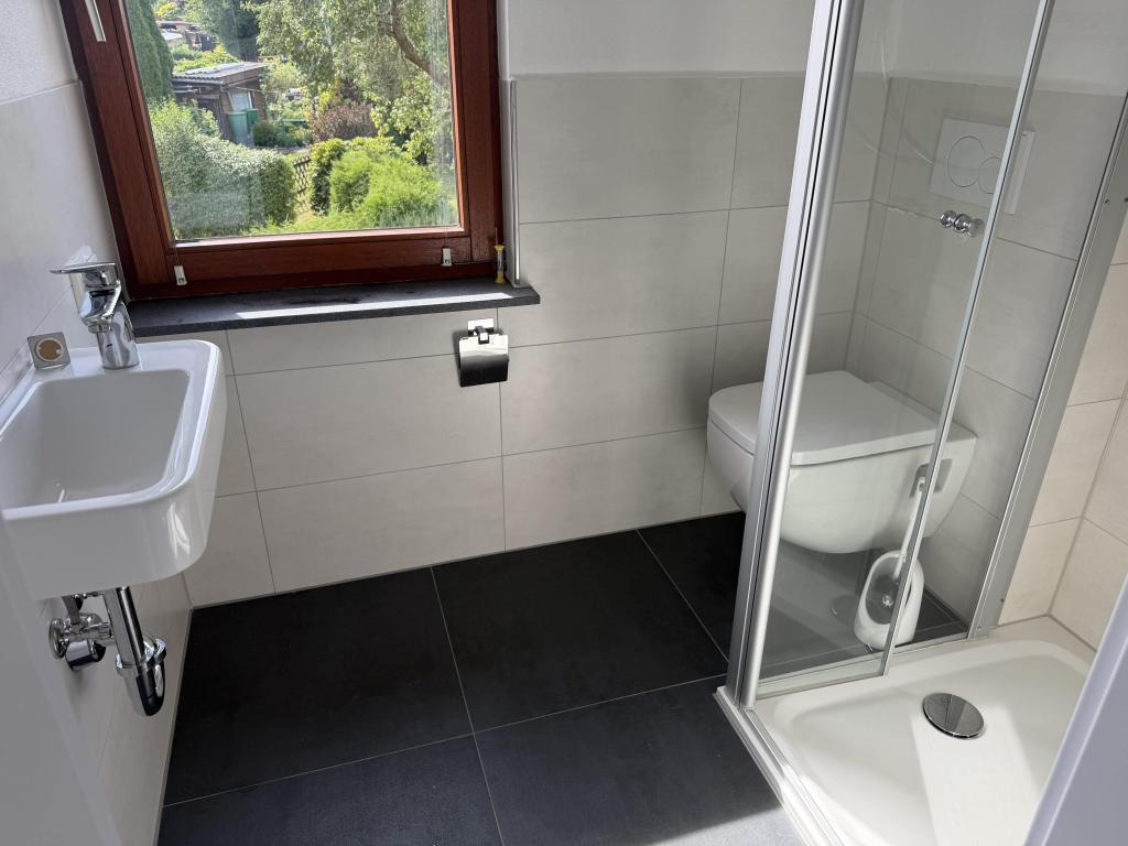 Großzügige 4-Raum-Wohnung in ruhiger Siedlungslage - Photo 3