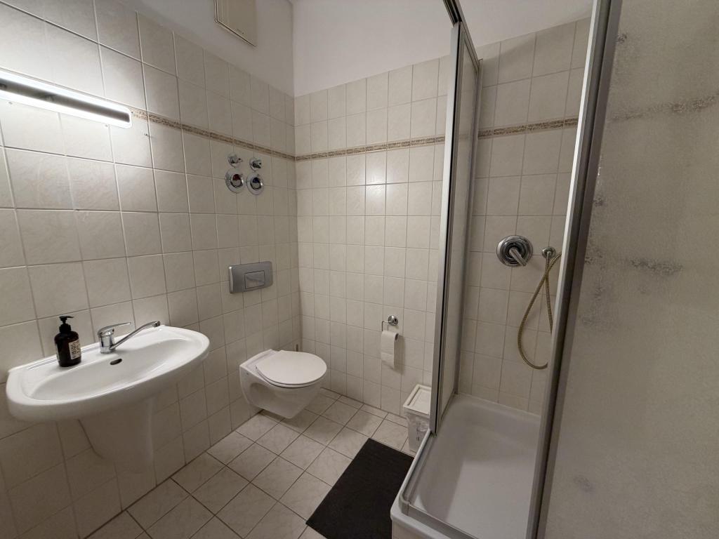 Große Drei-Raum-Wohnung in zentraler Lage - Photo 1