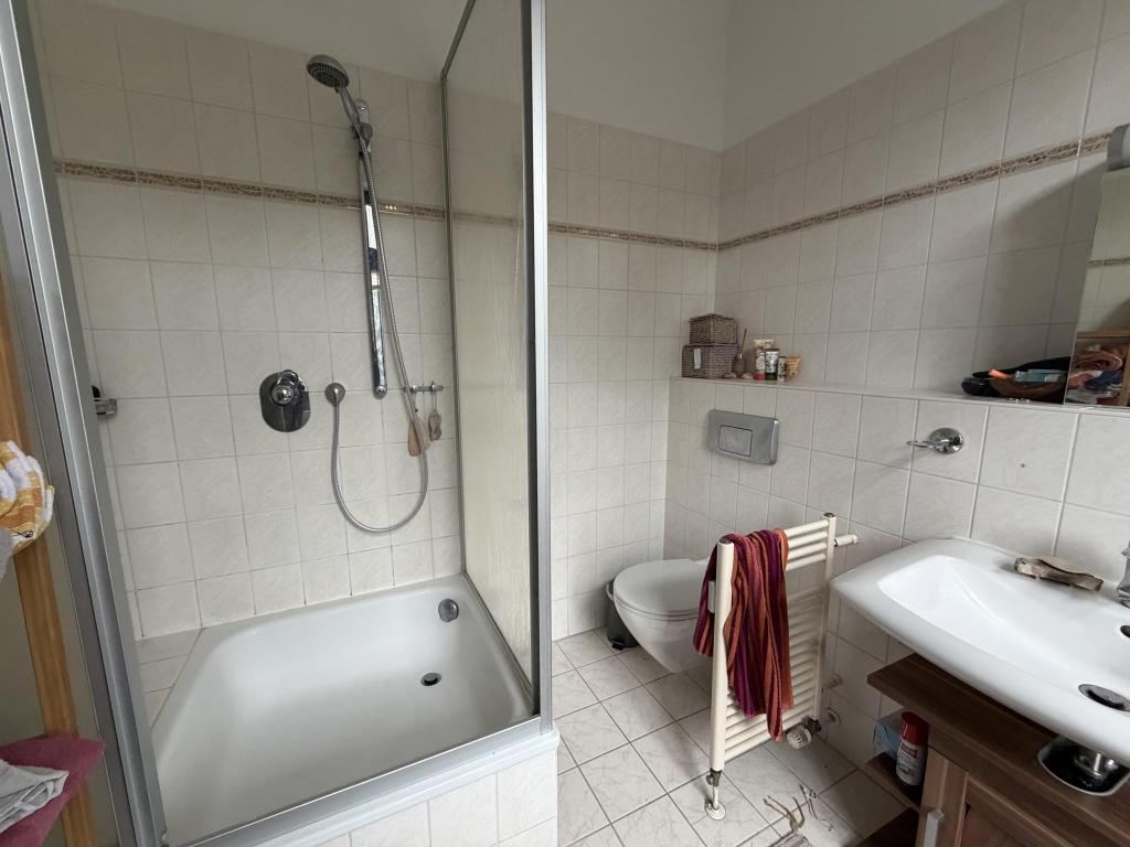 Große Drei-Raum-Wohnung in zentraler Lage - Photo 2