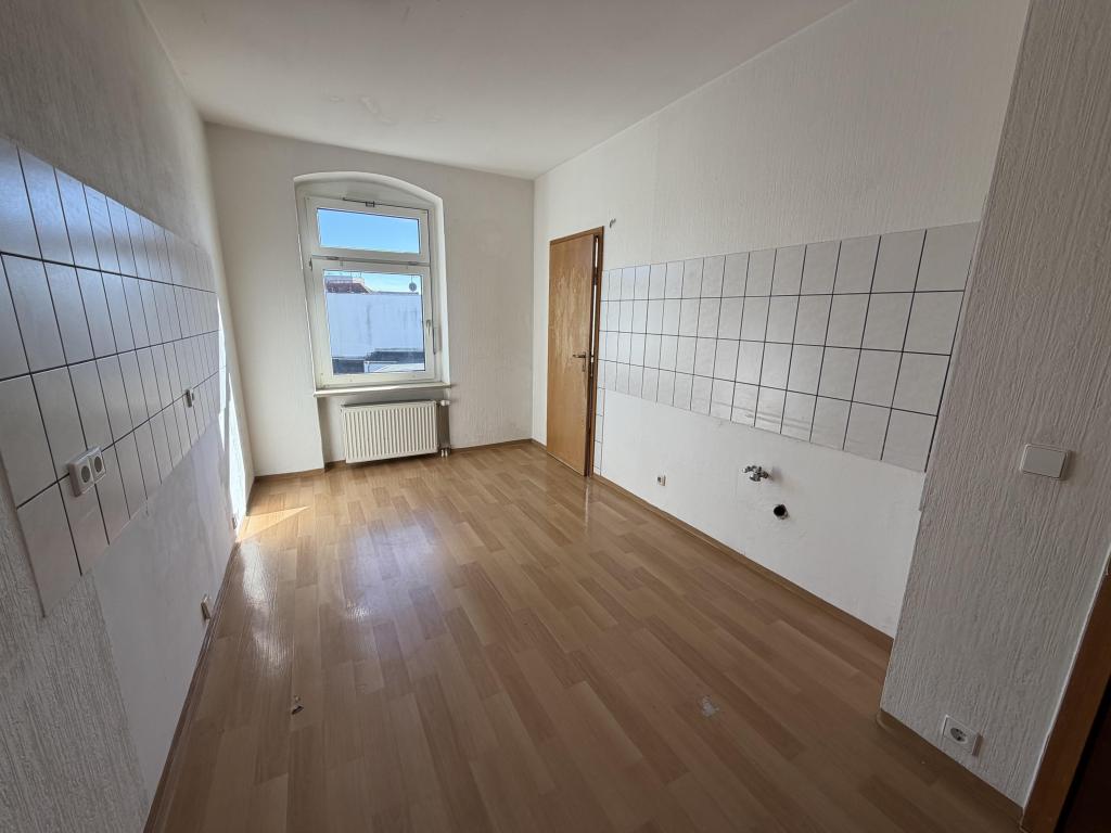 Großzügige 4-Raum-Wohnung in zentraler Lage - Foto 2