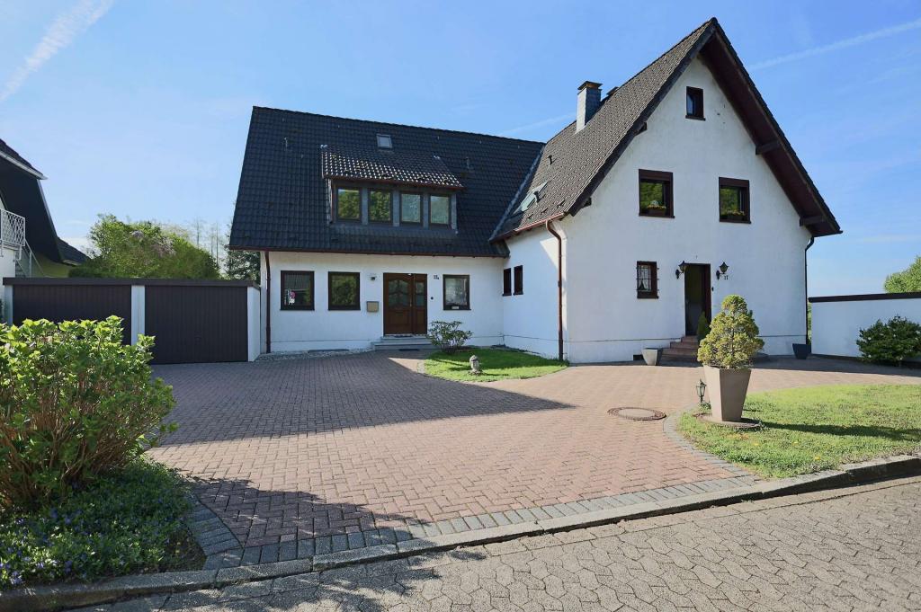 Straßenansicht