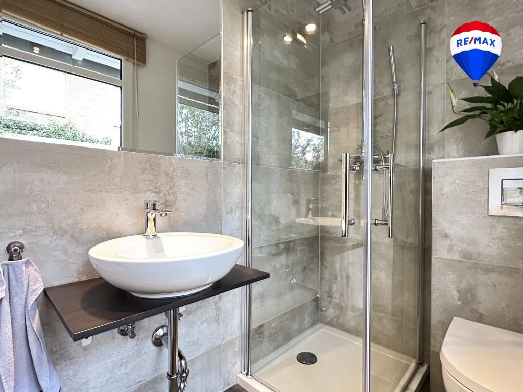 Badezimmer im Erdgeschoss