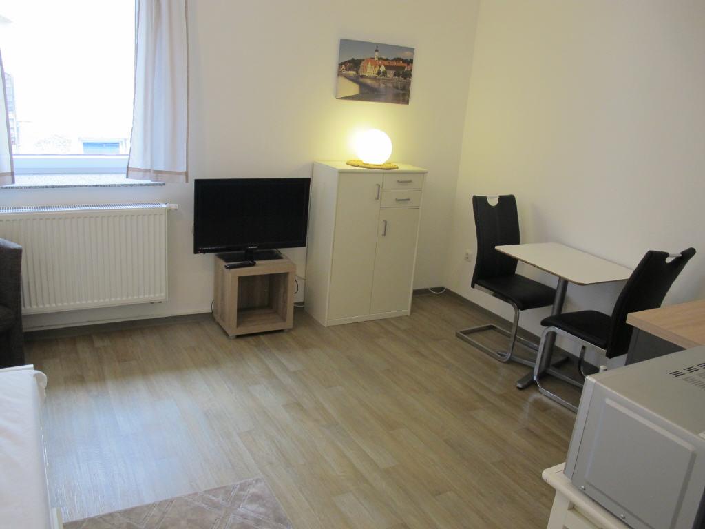 Helles, modern möbliertes Appartement in zentrumsnaher Lage Augsburgs - Foto 1