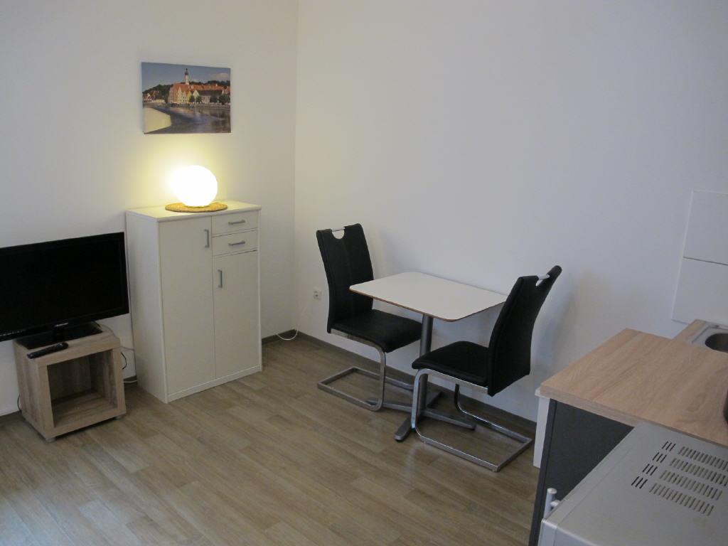 Helles, modern möbliertes Appartement in zentrumsnaher Lage Augsburgs - Foto 2