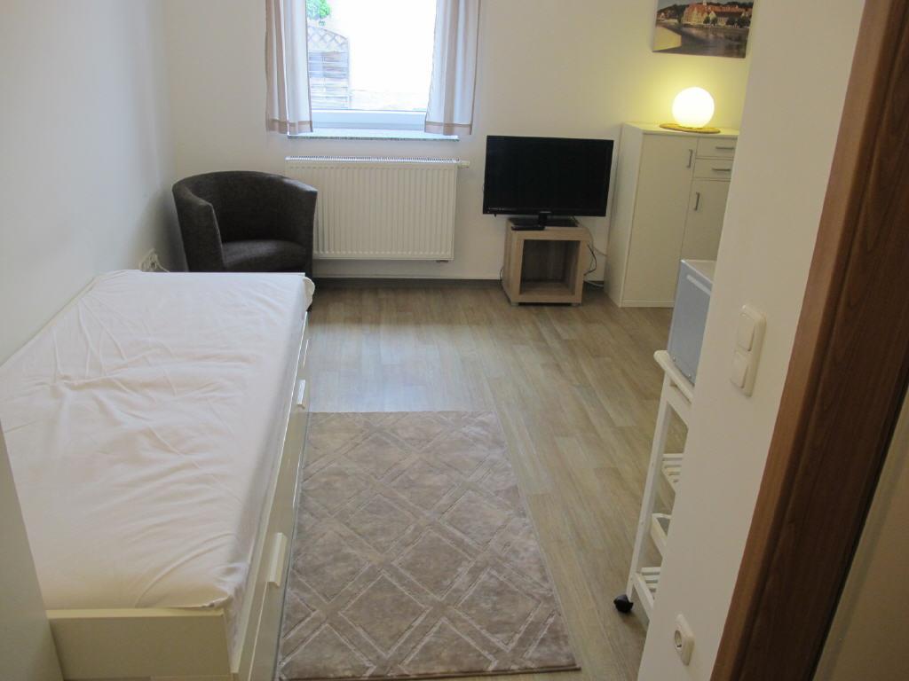 Helles, modern möbliertes Appartement in zentrumsnaher Lage Augsburgs - Foto 3