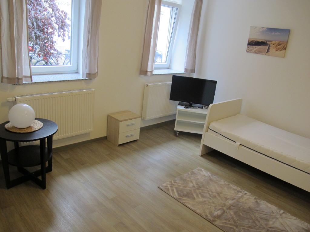 Helles, modern möbliertes Appartement in zentrumsnaher Lage Augsburgs - Photo 2