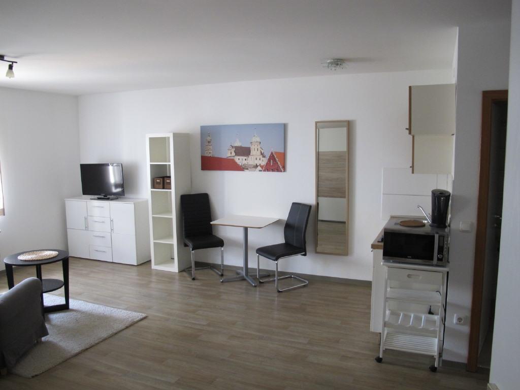 Helles, modern möbliertes Appartement in zentrumsnaher Lage Augsburgs - Photo 1