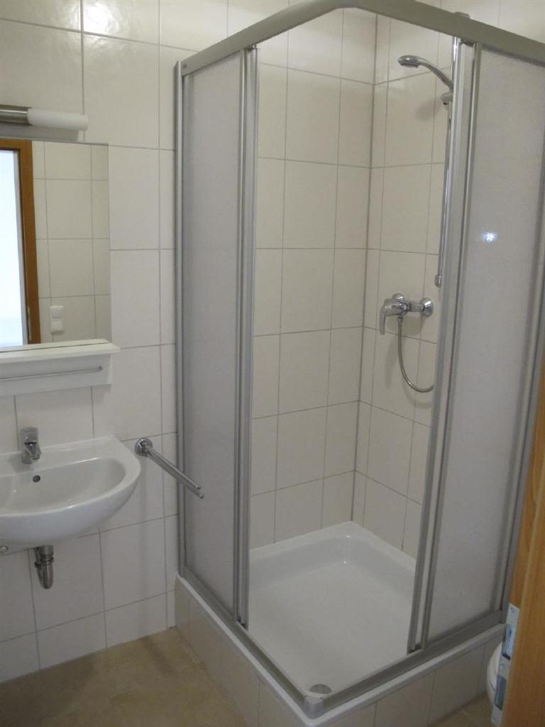 Helles, modern möbliertes Appartement in zentrumsnaher Lage Augsburgs - Photo 2