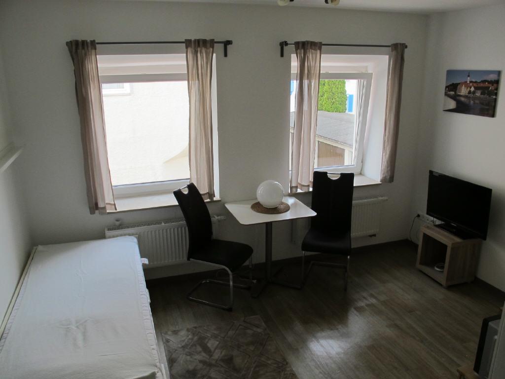 Helles, modern möbliertes Appartement in zentrumsnaher Lage Augsburgs - Foto 2
