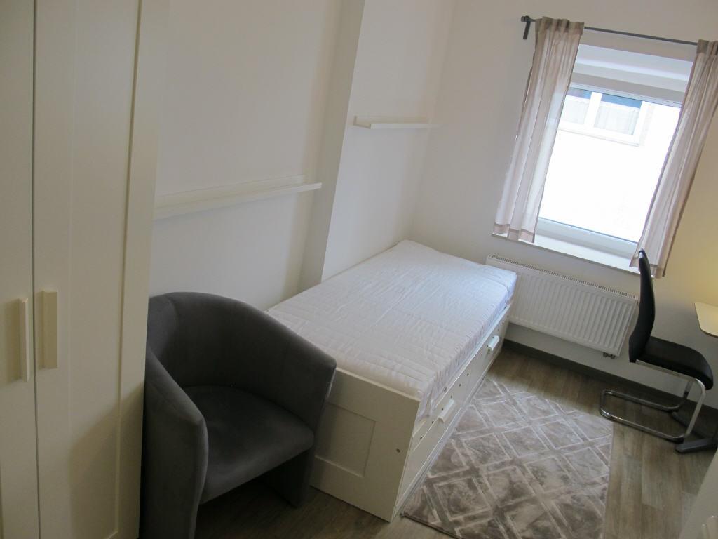 Helles, modern möbliertes Appartement in zentrumsnaher Lage Augsburgs - Foto 5