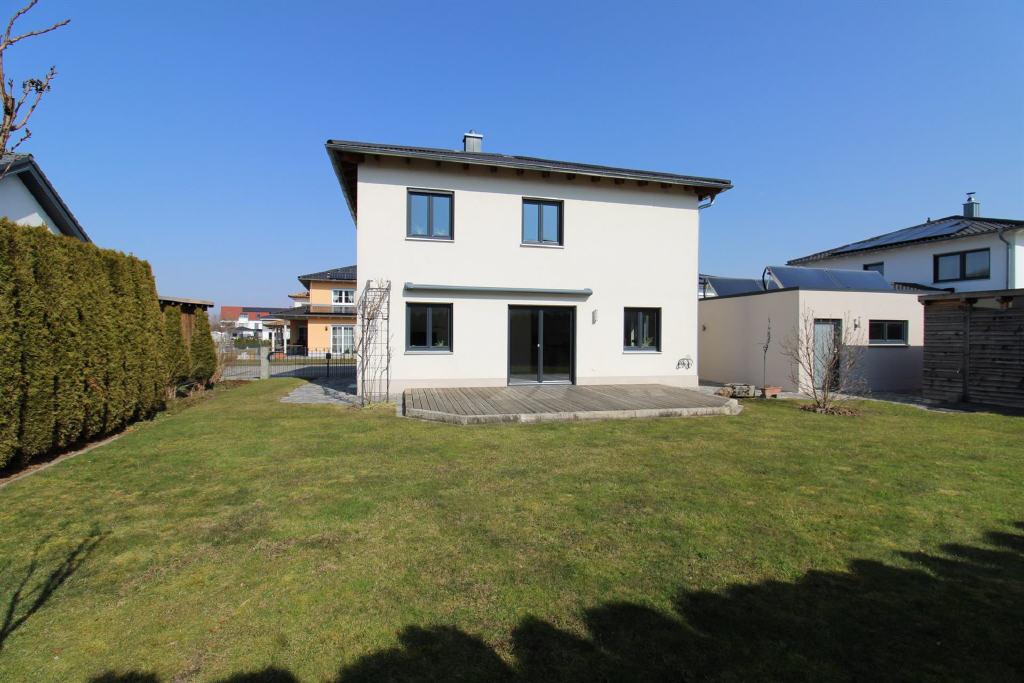 Garten/Hausansicht