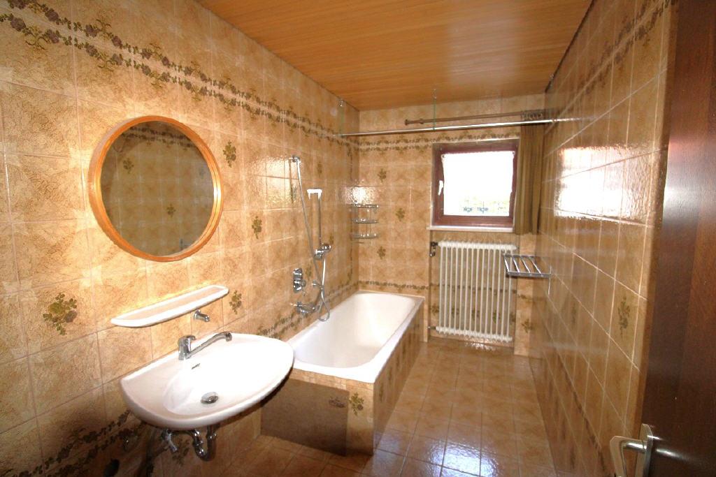 Badezimmer EG