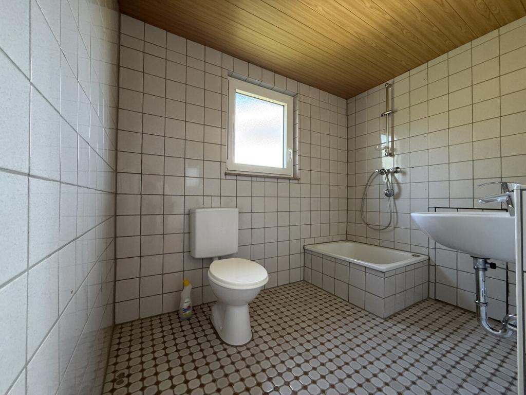 Badezimmer 2
