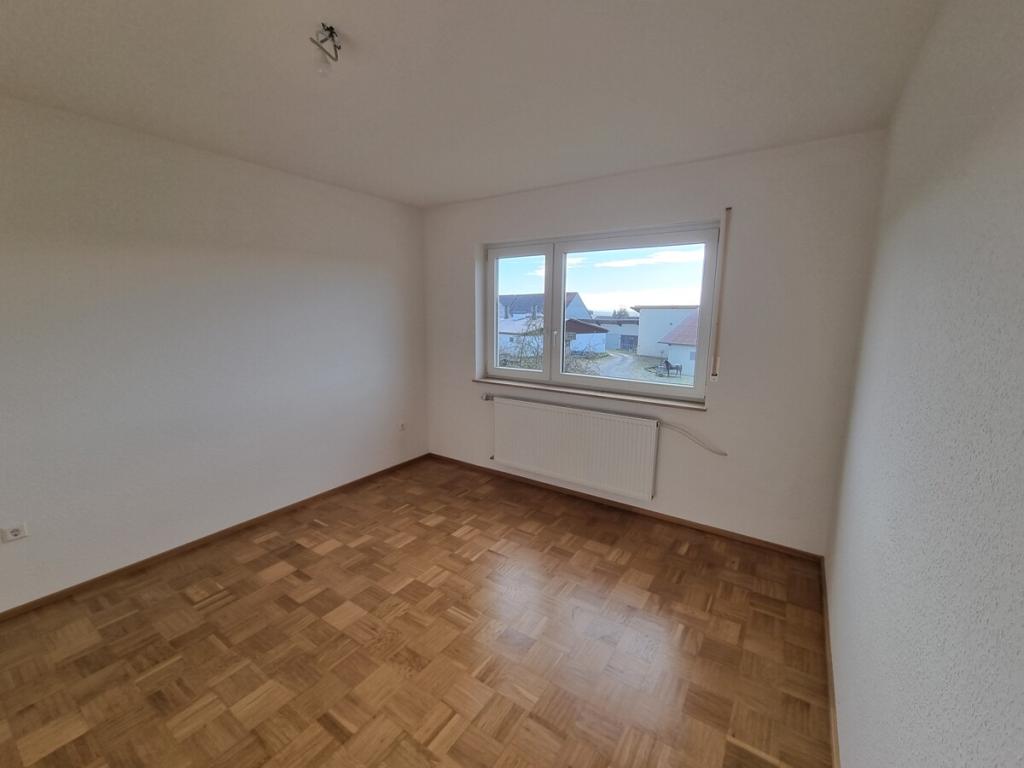 Frisch renoviertes Haus mit Garten und viel Fläche zum mieten - Foto 2