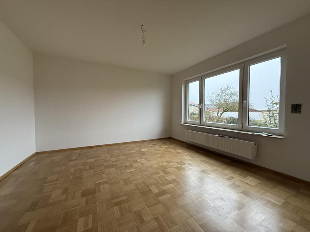 Frisch renovierte EG-Wohnung mit Garten und viel Fläche zum mieten - Foto 2