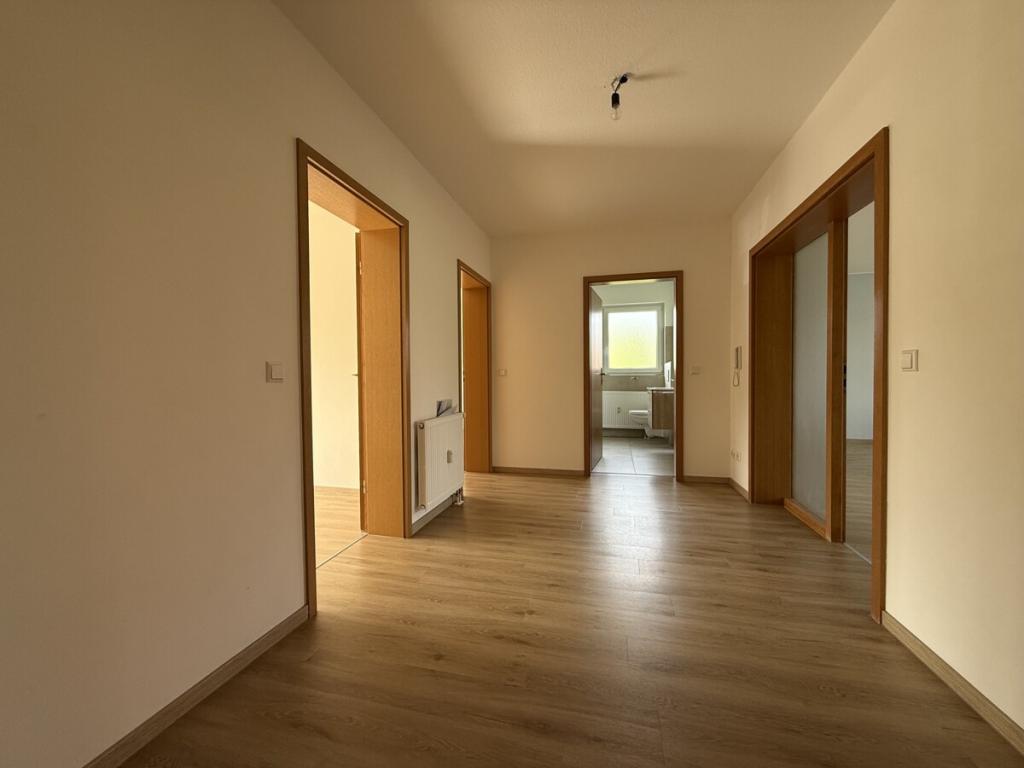 renovierte 3-Zimmer EG-Wohnung mit Terrasse, in Satteldorf ab sofort frei! - Photo 5