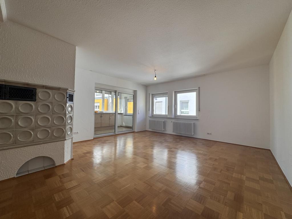 Frisch renovierte Wohnung mit 3,5-Zimmer im 2.OG in der Innenstadt - Photo 3