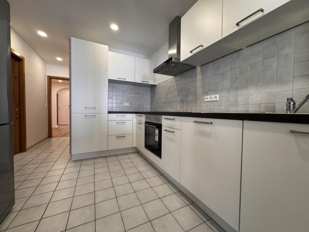 Frisch renovierte Wohnung mit 3,5-Zimmer im 2.OG in der Innenstadt - Photo 5