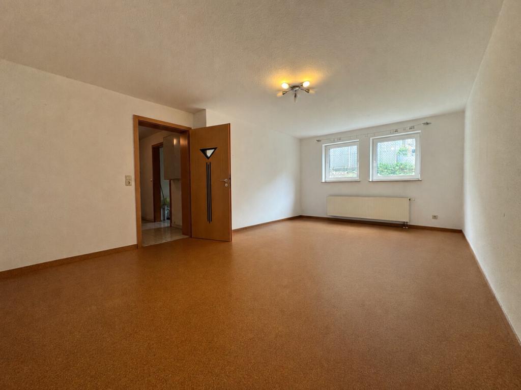 Gemütliche Doppelhaushälfte mit Garage, Stellplatz und Garten - Foto 4