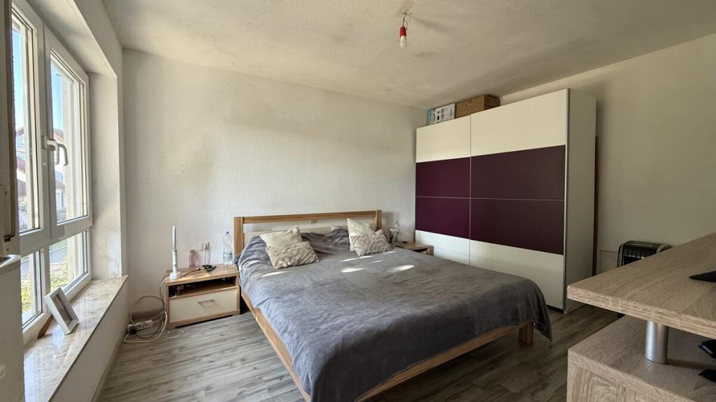 nett 2-Zimmer-Wohnung mit Balkon und Stellplatz ab 01.12. frei - Photo 3