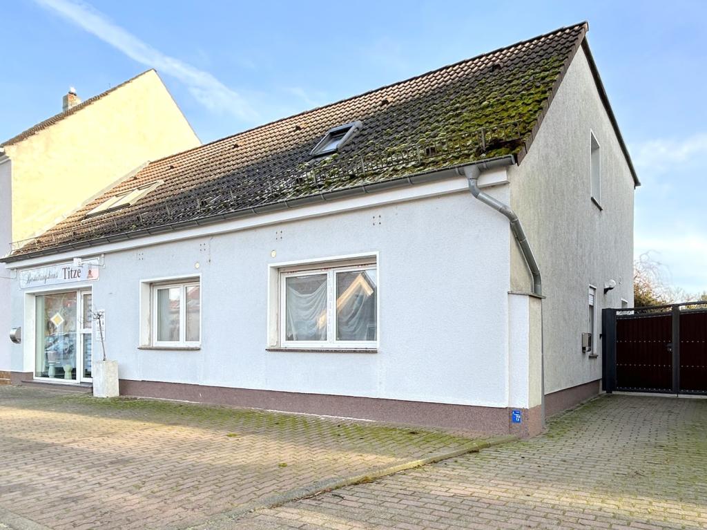 charmantes Wohnhaus mit separater Gewerbeeinheit