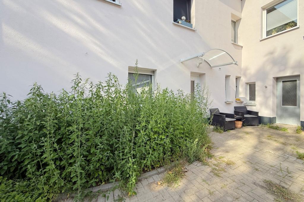 kleine Gartenfläche zur Bewirtschaftung