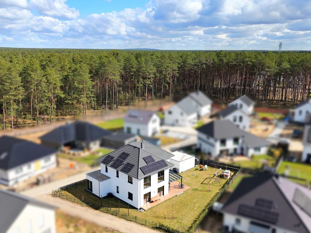 Neubaugebiet in familienfreundlicher Waldgemeinde