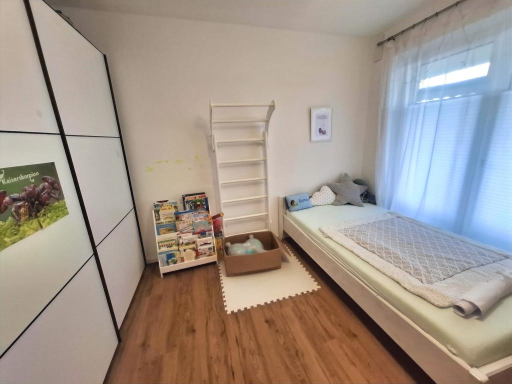 zur Miete: moderne 4-Zimmer-Wohnung in exklusiver Stadtlage in Neutraubling - Foto 3