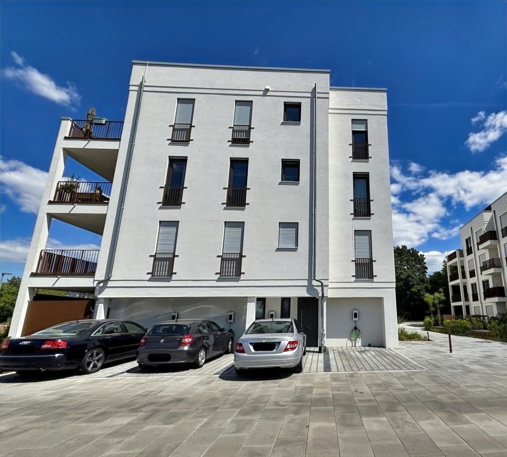 zur Miete: moderne 3-Zimmer-Wohnung in exklusiver Stadtlage in Neutraubling - Photo 4