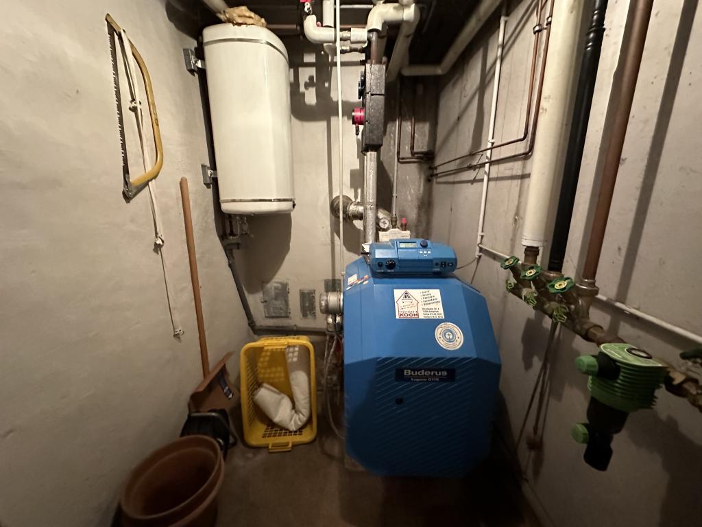 Heizung + Warmwasserboiler GG