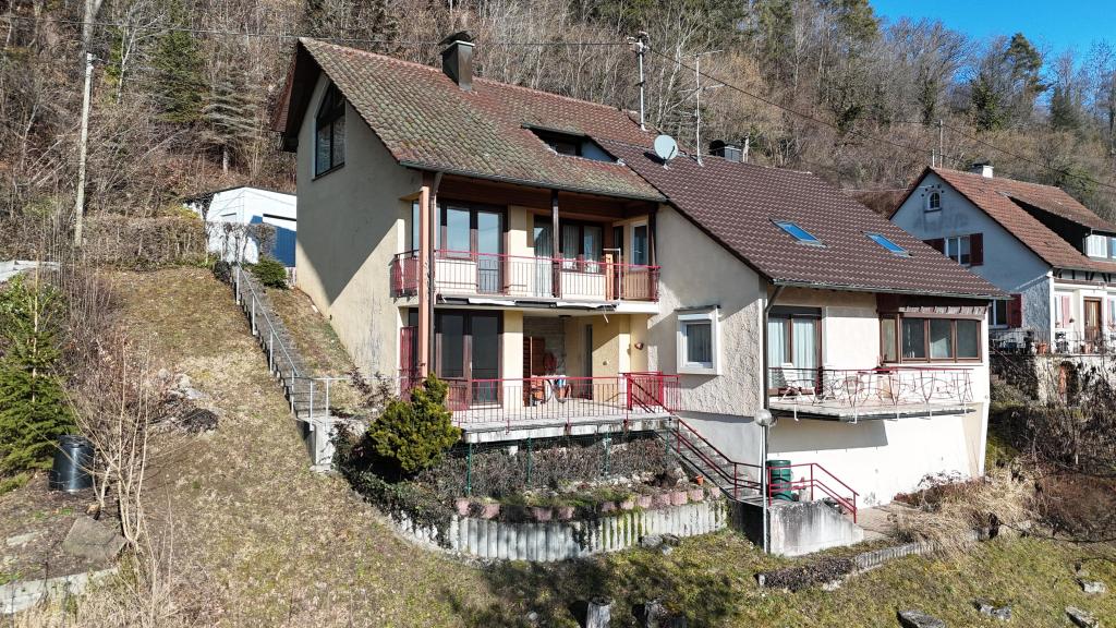 Immobilie in Horb am Neckar - Sehr solides Wohnhaus mit großer Doppelgarage -  KEINE Erschließungskosten für Käufer !!! - Bild 1