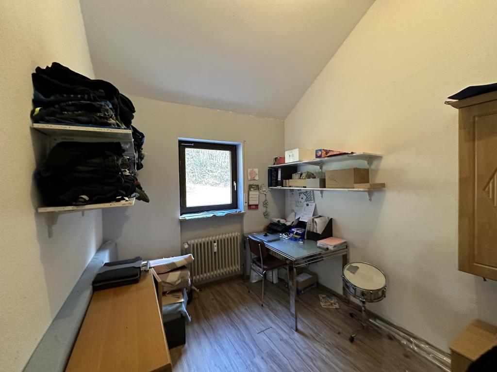 Kinderzimmer/Büro im 2. DG