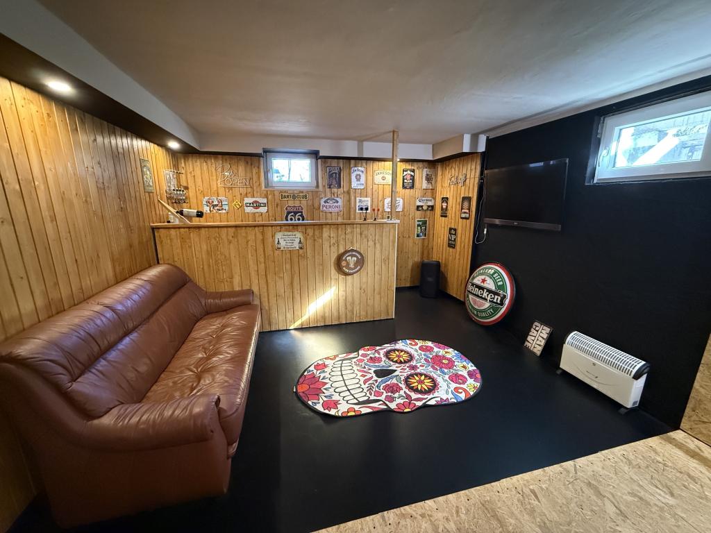 men´s room - UG