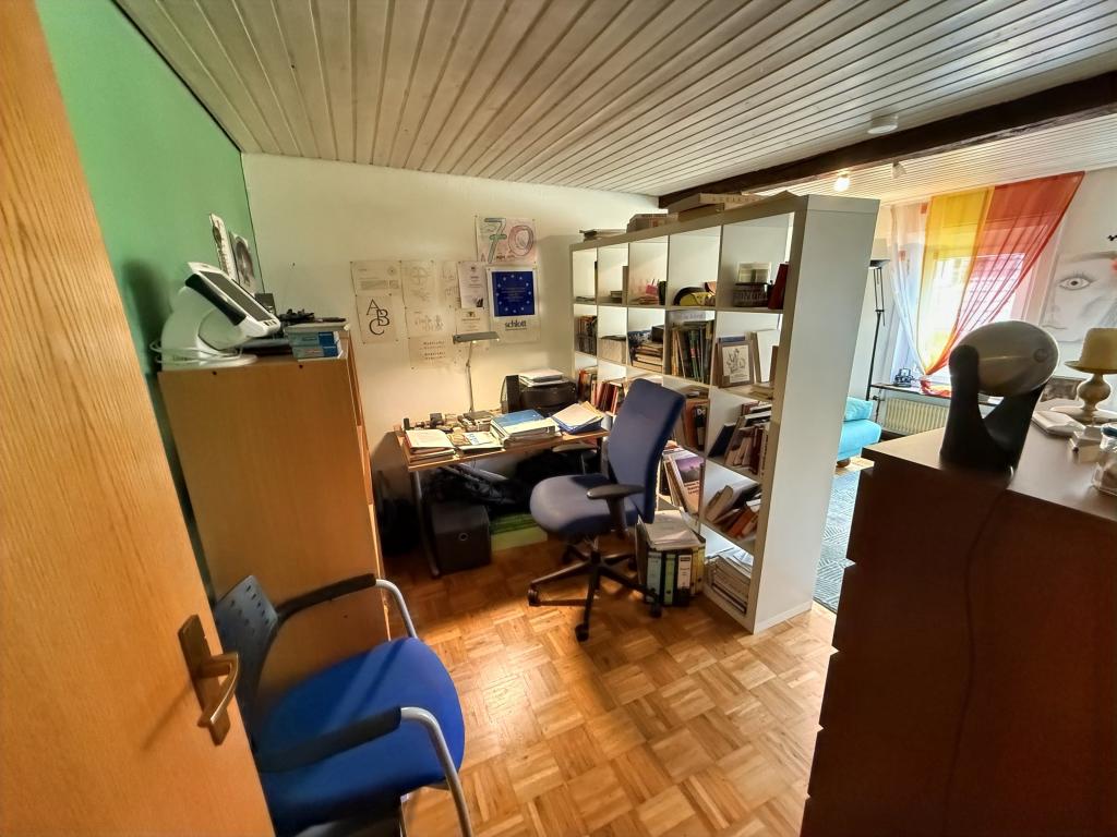 Kinderzimmer oder Büro