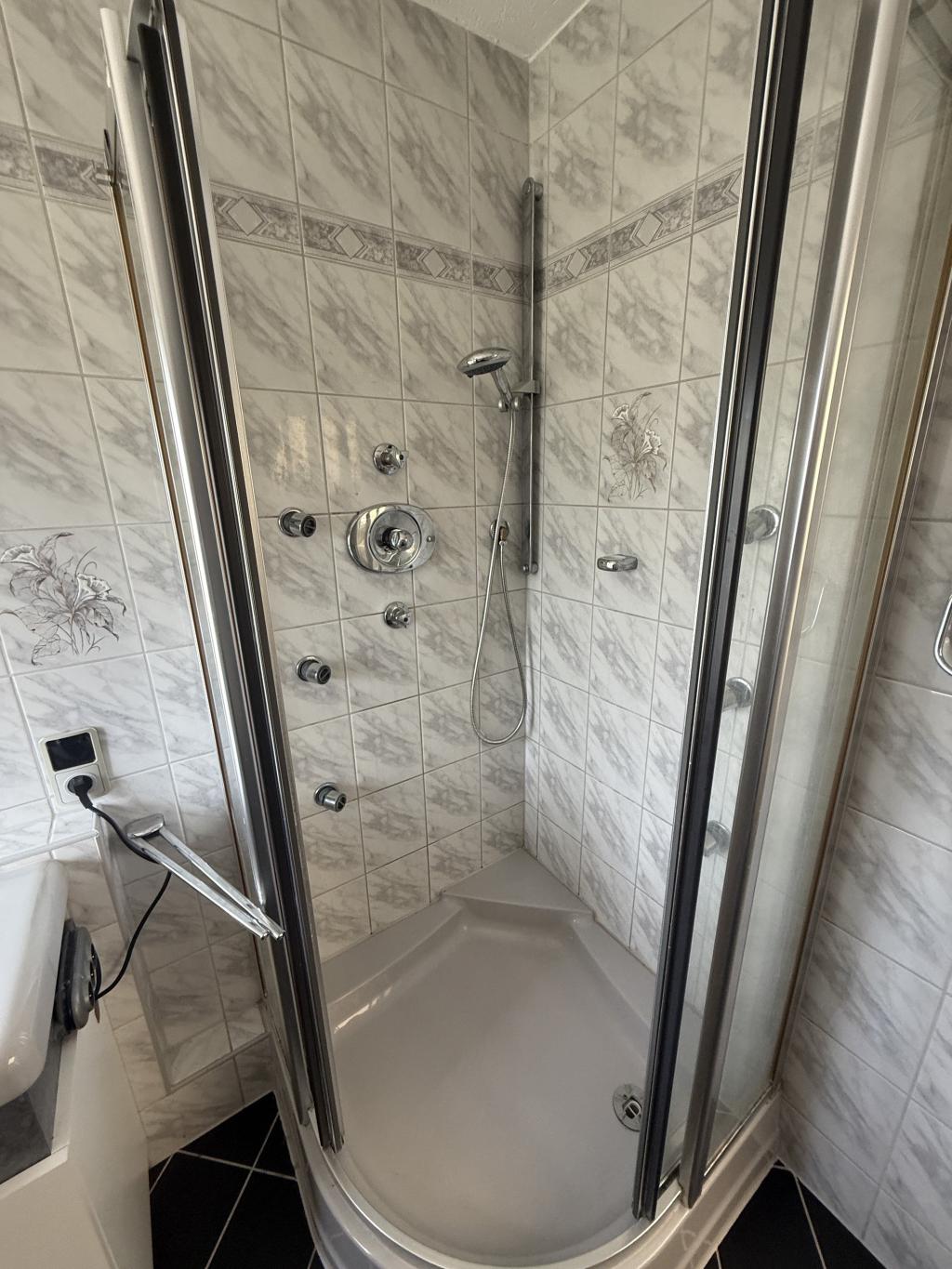 Dusche DG